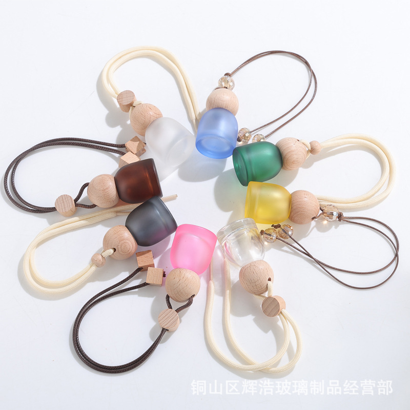 彩色蒙砂玻璃香薰瓶带挂绳车载香薰瓶汽车挂饰带木盖精油分装瓶子|undefined