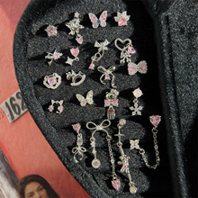 ���s���ķ�ɫ�ʯ���Ķ��Ů�߼��А��Ķ�����B�����䓶��h���