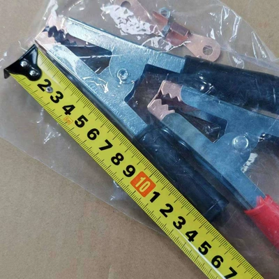 Car on the line of fire Heads for Car Batteries, Jump-Starting - a-pair-of-iron-clips-for-mouth-covering-14cm
