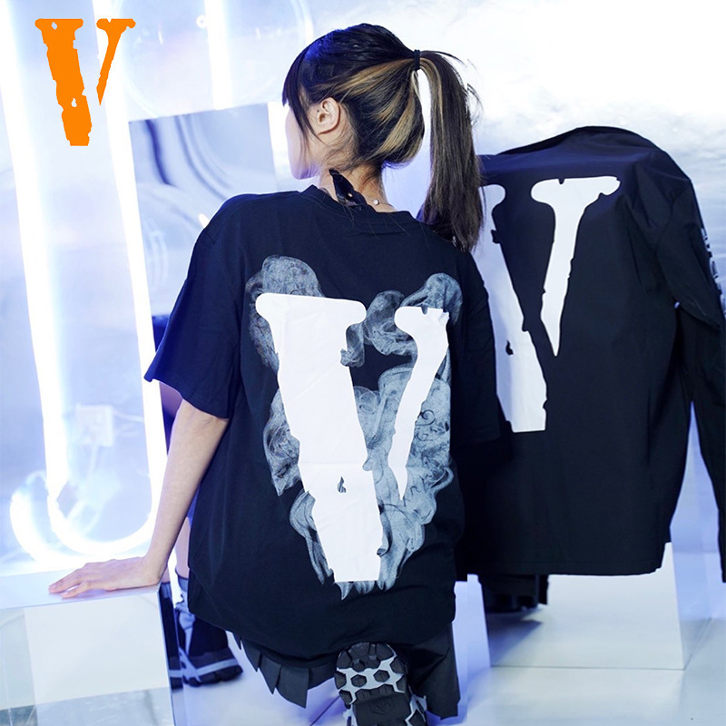 Vlone Short-Sleeve T-Shirt for Men and Women, Couple Style, Chinese Trendy Brand, American High Street Retro Half-Sleeve Tee, Summer