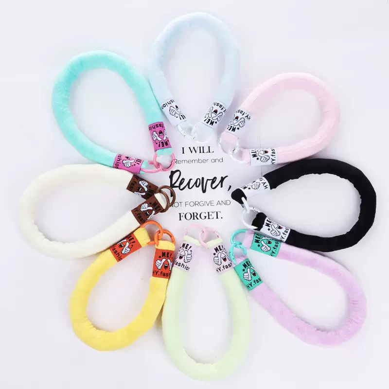 彩色新款少女毛绒多巴胺包挂手机挂绳时尚个性防丢实用拼色可爱