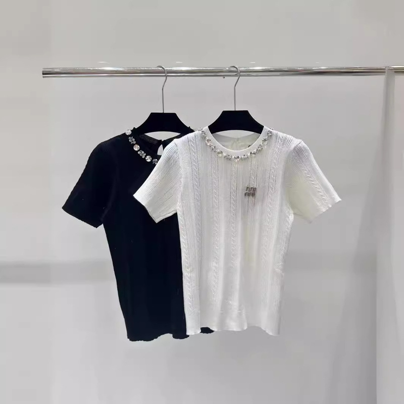 High-End mm Brand Spring-Summer New Collection, Heavily Embellished with Rhinestones, Round-Neck, Elegant and Slim-Fit, Lightweight Short-Sleeve Knit Top for Women