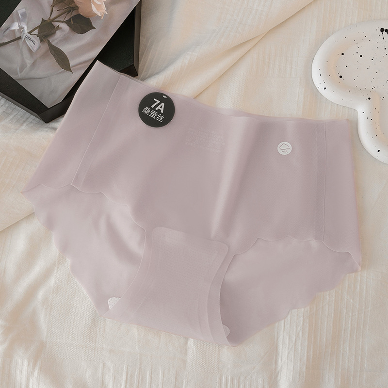 Ropa interior de cintura media de cadera de melocotón tridimensional 3D