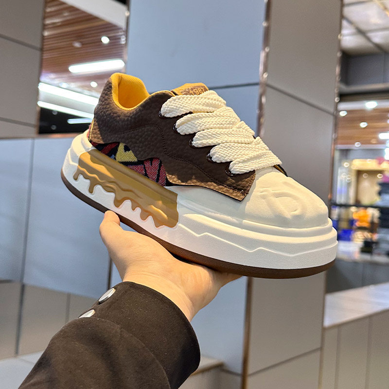 Designer Style Light Luxury 2026 Four-Season Ethnic Camouflage National Trend Sports Sneakers for Men, Low-Top Outdoor Fashion Shoes