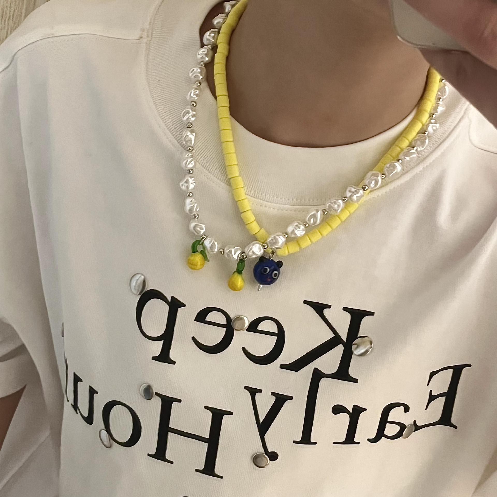 Fashion Retro Pearl Hand-beaded Irregular Color Small Monster Clavicle Chain display picture 1