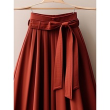 春季设计感小众复古红色半身裙女2024新款高级感超好看国风马面裙