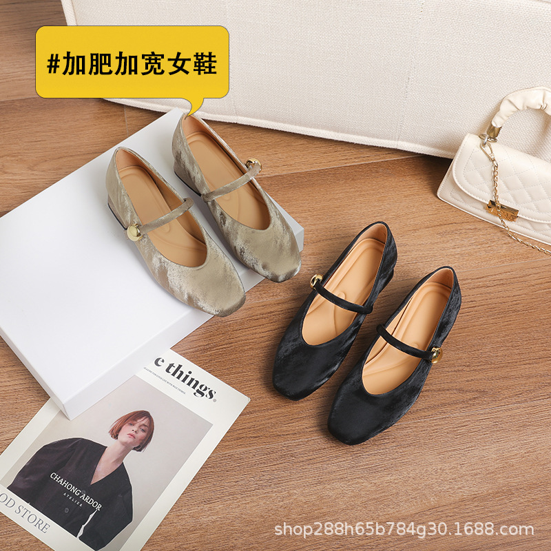 338-5 Wide Fat Feet French High Heel Shoes Women's Square Toe Shallow Mouth Beautiful Super Soft Evening Shoes Retro Mary Jane Shoes