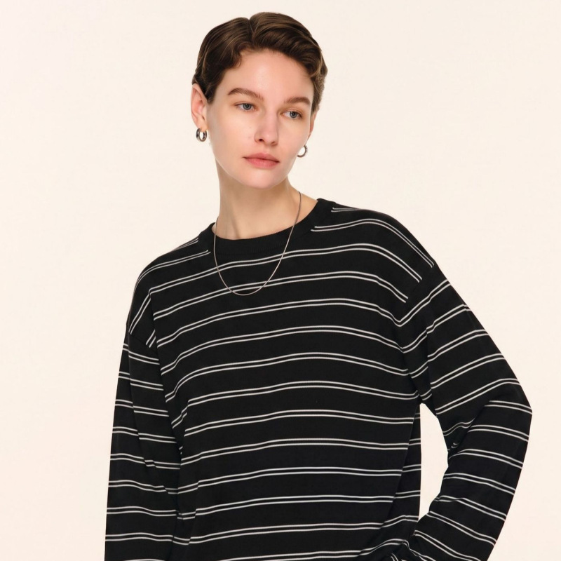 Sansen Kendall Jenner Style Loose Striped Knit Sweater, Silk and Wool Blend, Round Neck, Casual Color-Blocking Long-Sleeve Top Sansen Kendall Jenner Style Loose Striped Knit Sweater, Silk and Wool Blend, Round Neck, Casual Color-Blocking Long-Sleeve Top