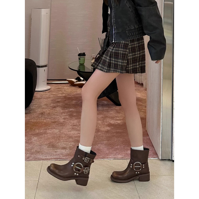 英伦风复古粗跟皮带扣西部牛仔靴女2025年新款厚底增高方头机车靴|undefined