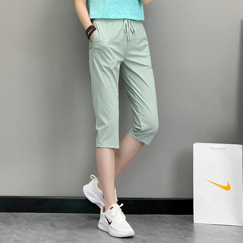 Outdoor Elastic Ice Silk Quick-drying Pants Women's Shorts Slim-fit Slimming Sports Hiking Climbing Breathable Quick-drying Capri Pants Summer Outdoor Elastic Ice Silk Quick-drying Pants Women's Shorts Slim-fit Slimming Sports Hiking Climbing Breathable Quick-drying Capri Pants Summer