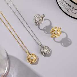 幼稚鬼: [图片]  幼稚鬼: 项链女跨境网红旋转花朵小众时尚新款设