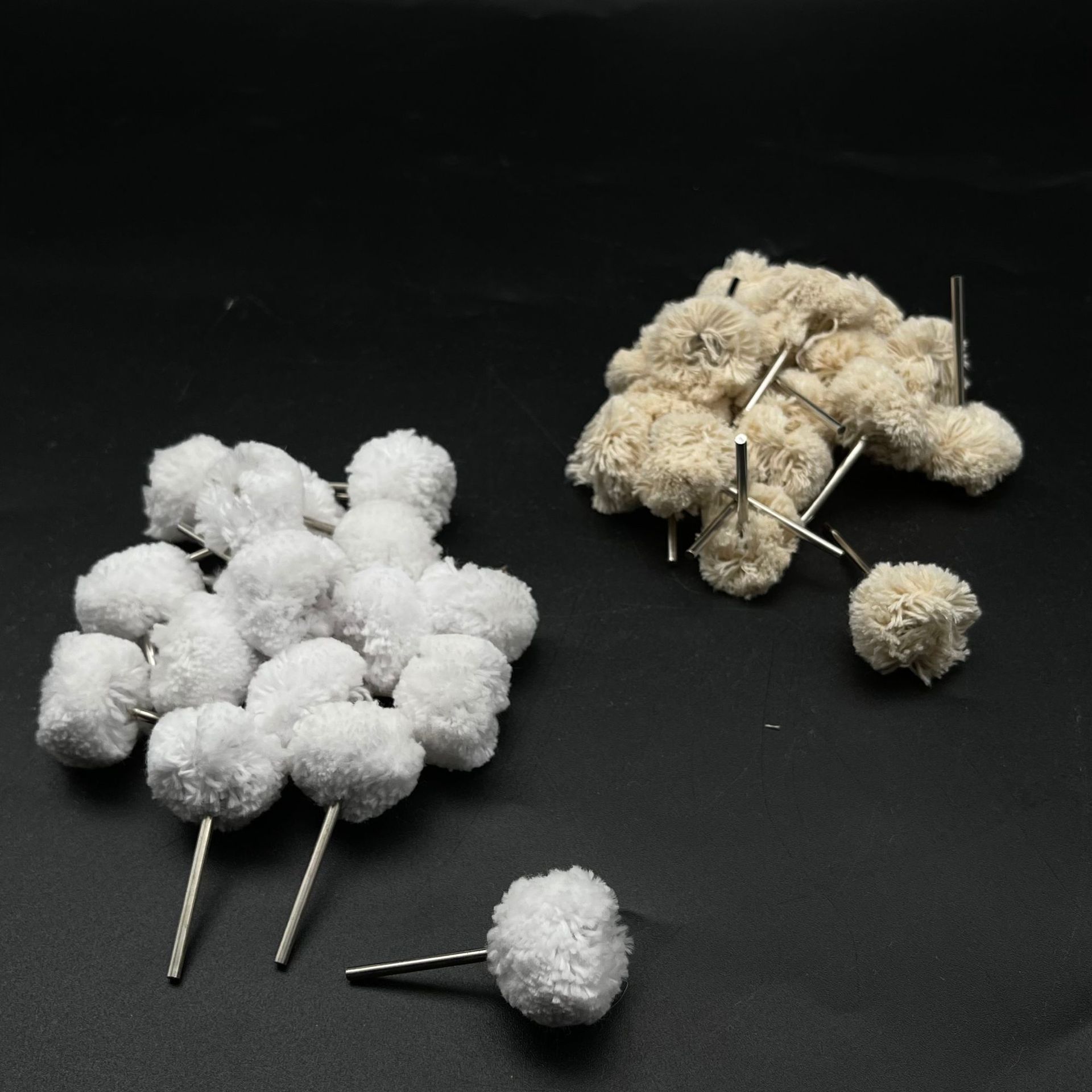 米白漂白有柄线轮打磨轮抛光刷金属镜面抛磨除锈磨头电磨精细抛光