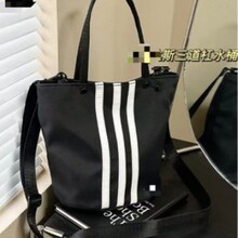 �羳���Q��*������ˮͰ�� С�����l����������e�ٴ�ˮͰ��2026��