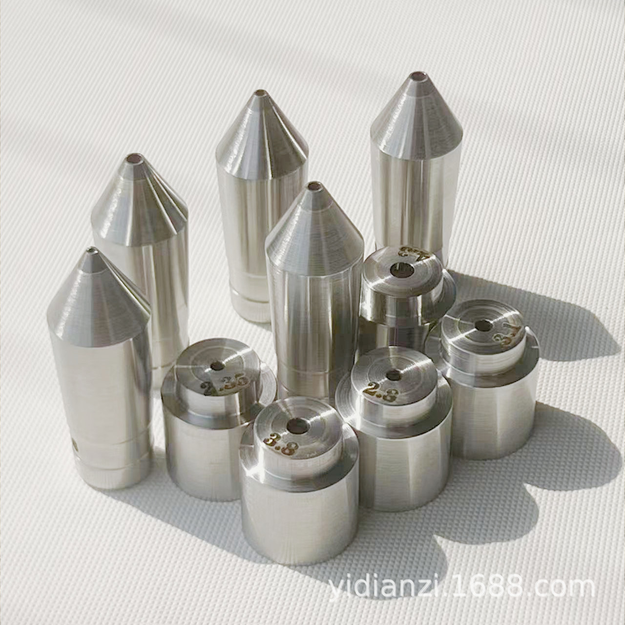 硬质合金电线挤压模具拉线模具钨钢模具钻石模具橡胶模具十字机头