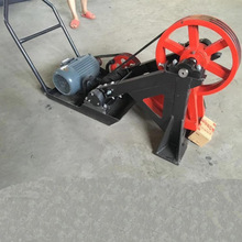 地基街巷聚拢回落贴合叠实 蛙式打夯机 机体相融 曲轴传动