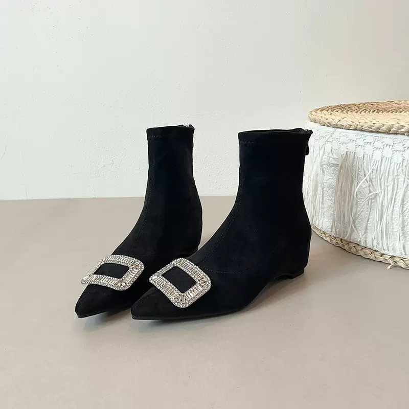 2025法式复古绒面软皮尖头小短靴女秋冬瘦瘦靴裸靴猫跟靴子高跟鞋