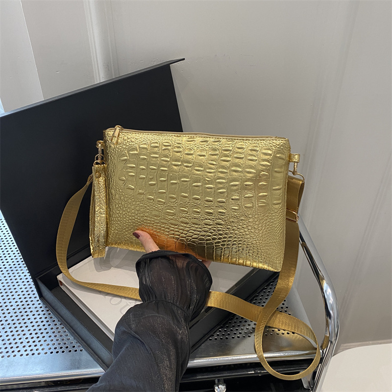 casual large capacity crocodile pattern envelope package 2024 new fashion solid color indentation shoulder crossbody small clutch square bag