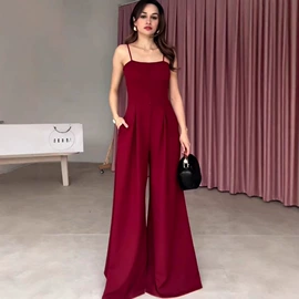 连衣裙;时尚休闲套装;女士连体裤