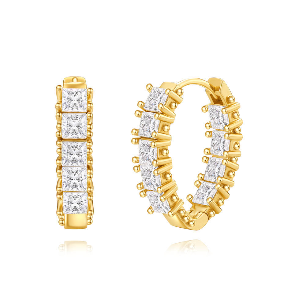 Pendientes de diamantes de cobre de moda de estilo INS, diseño de súper flash hueco de moda de lujo ligero, pendientes de diamantes de lujo que no se desvanece