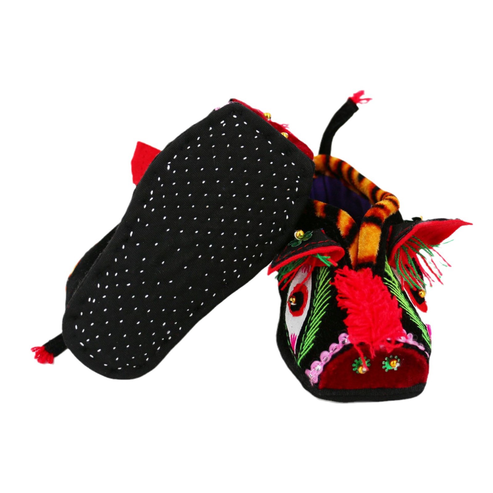 Hand-embroidered cotton shoes for boys and girls