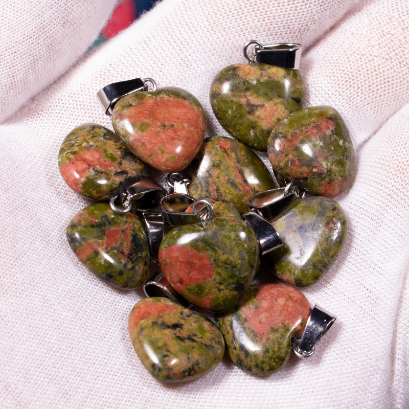 Transfronterizo Amazonas polvo de cristal caballo colgante 16mm pequeño corazón de melocotón regalo de día de San Valentín colgante de gemas naturales en forma de corazón