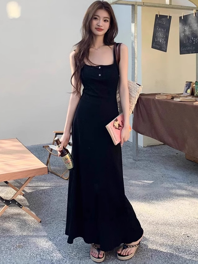 Ins Sexy Pure Desire Square Collar Button Sleeveless Strap dress Slim-fit Stepmom Dress Waist Long A- line Dress Women's Trendy