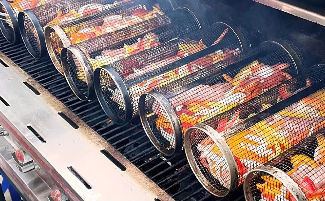 淄博烧烤304不锈钢BBQ圆筒户外烤肉蔬菜篮网 圆柱形滚筒烧烤笼-阿里巴巴