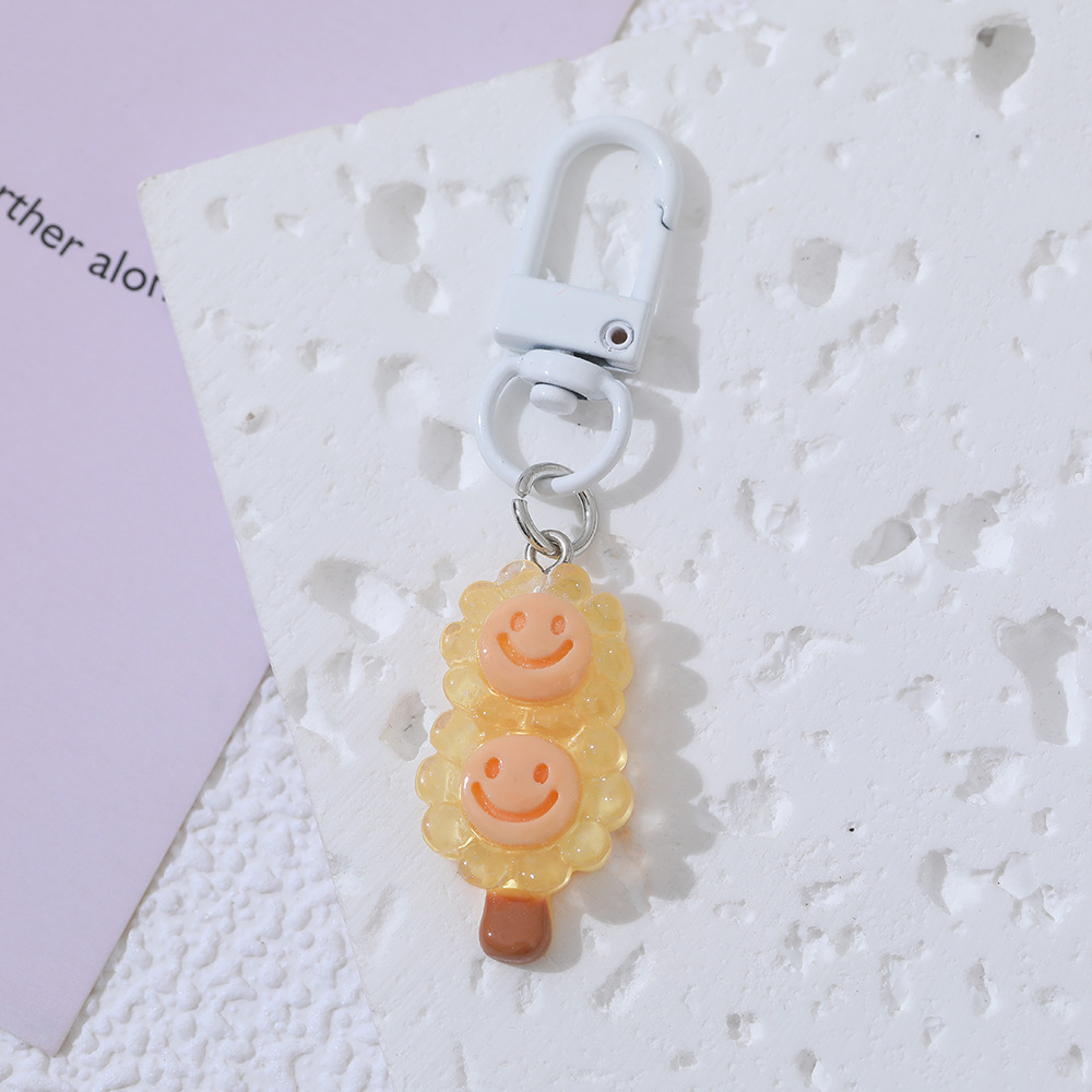 Original Popsicle helado colgante chica de dibujos animados corazón estudiante mochila adornos novias regalo ins colgante al por mayor