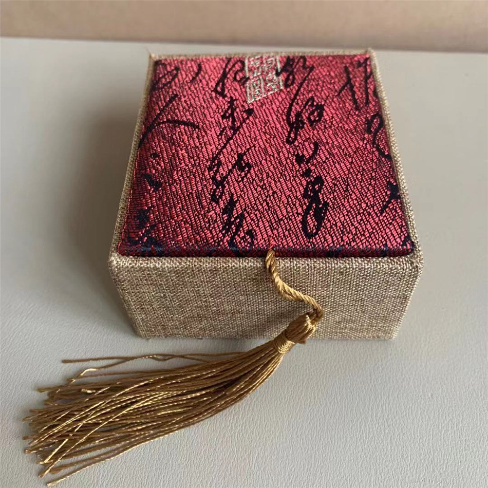 工厂现货批发流苏麻布木质首饰盒项链吊坠戒指佛珠手镯包装盒子