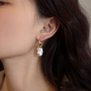 New Retro Rare Colorful Two-Wear Fishtail Natural Baroque Pearl Earrings Women's French Unique High-End Earrings
