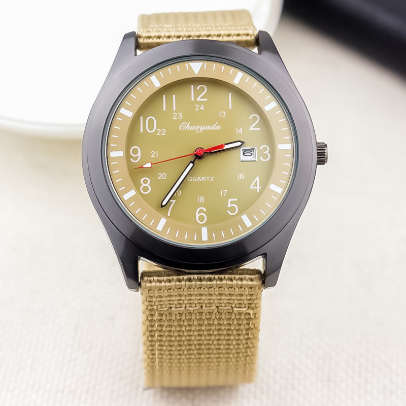 2022 reloj de moda de estilo coreano para hombres para estudiantes de secundaria y secundaria de lona deportiva al aire libre Calendario de hombre reloj impermeable