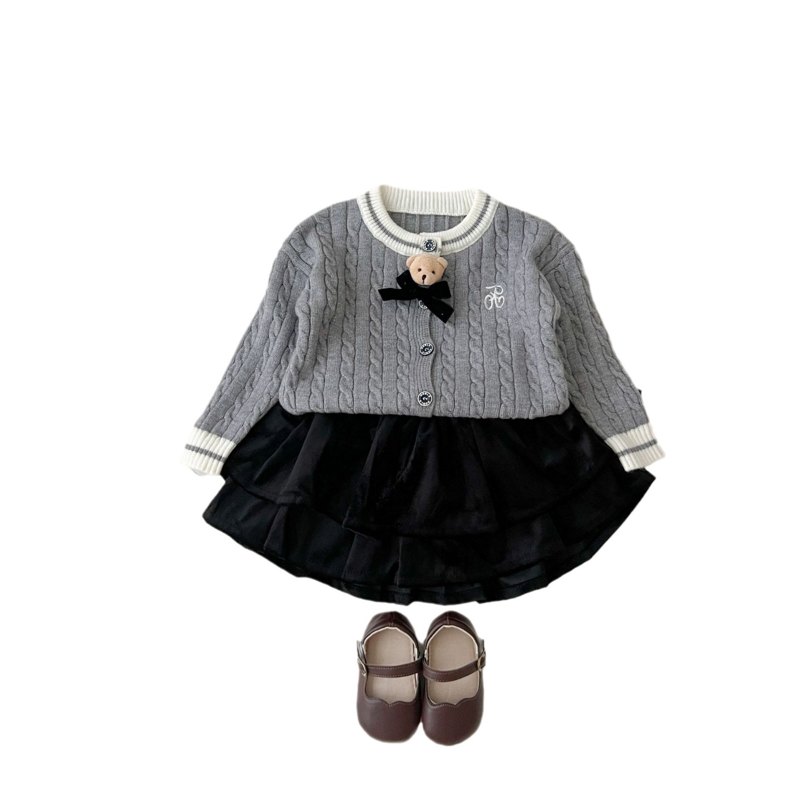 Children's Korean version cardigan 2024 children's clothing new product girls' knitted baby striped round neck jacket_voghion.com