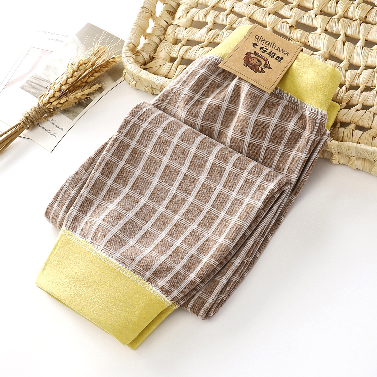 Pantalones infantiles de pantalones para niños, pantalones de invierno para mujeres, pantalones cálidos para niños mayores, pantalones de caño a cuadros gruesos, leggings de tendencia