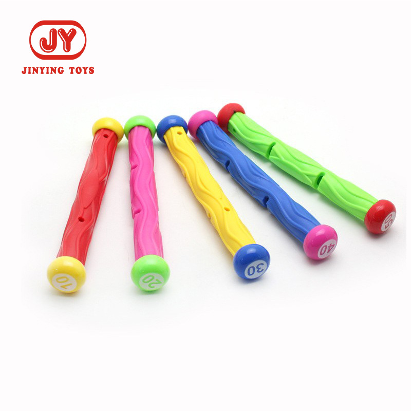 Fábrica transfronteriza suministro de juguetes de buceo niños natación palo de buceo juguetes de agua de verano al por mayor