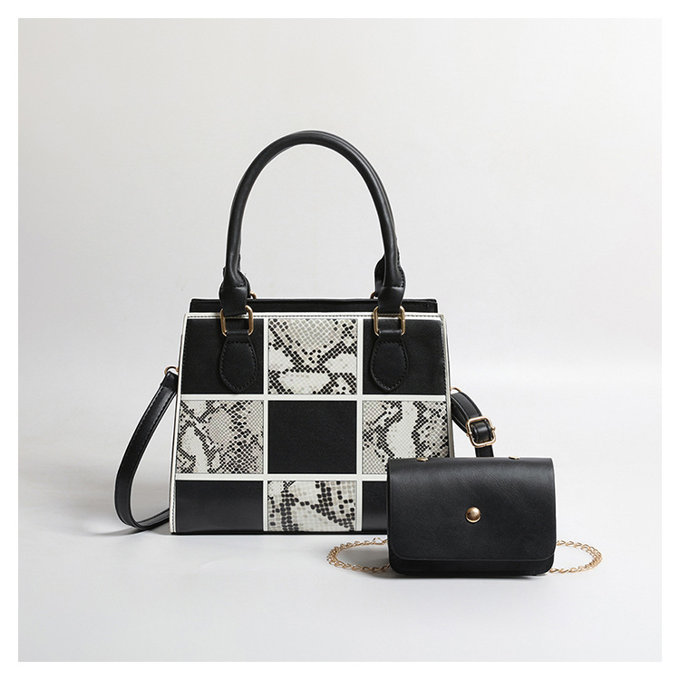 Women's Medium Pu Leather Plaid Elegant Classic Style Zipper Crossbody Bag display picture 3
