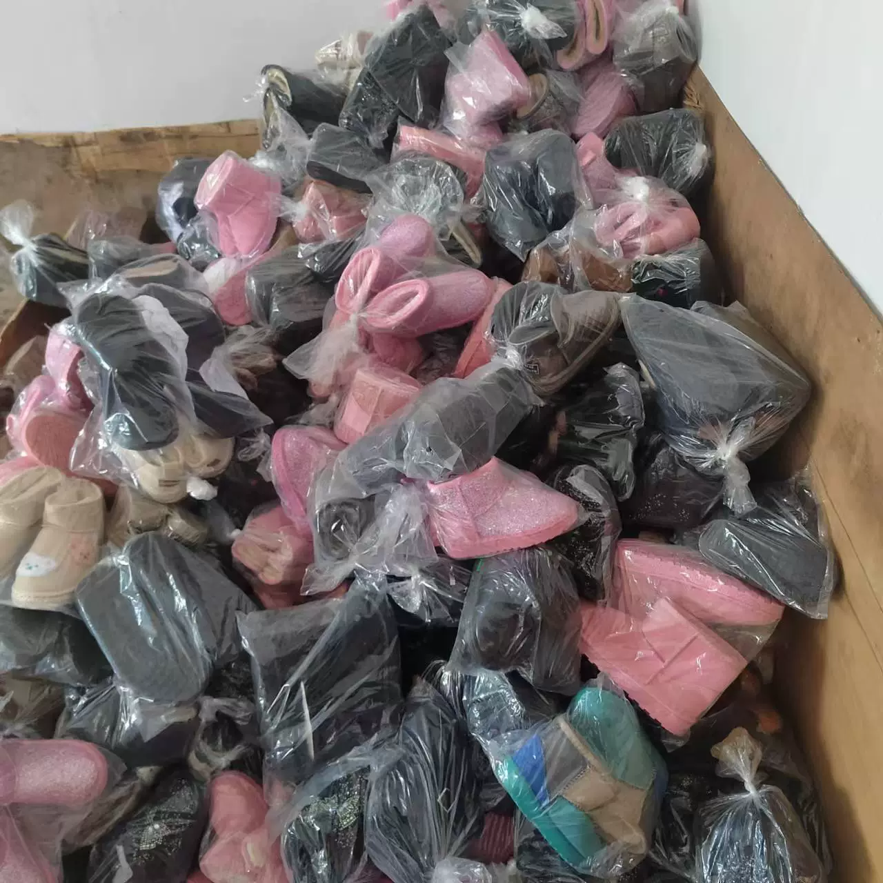 2025 новый стиль мальчик девочка снегоступы зимняя пара наружная холодостойкая хлебная обувь