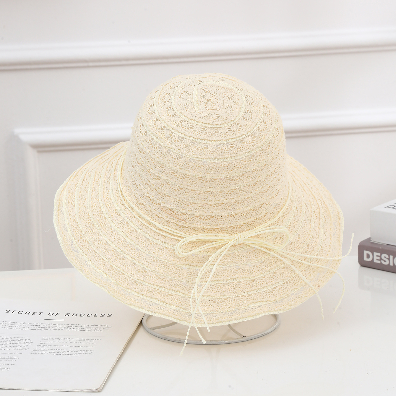 Sombrero de paja con lazo – estilo veraniego, ala ancha, para playa o vacaciones al aire libre