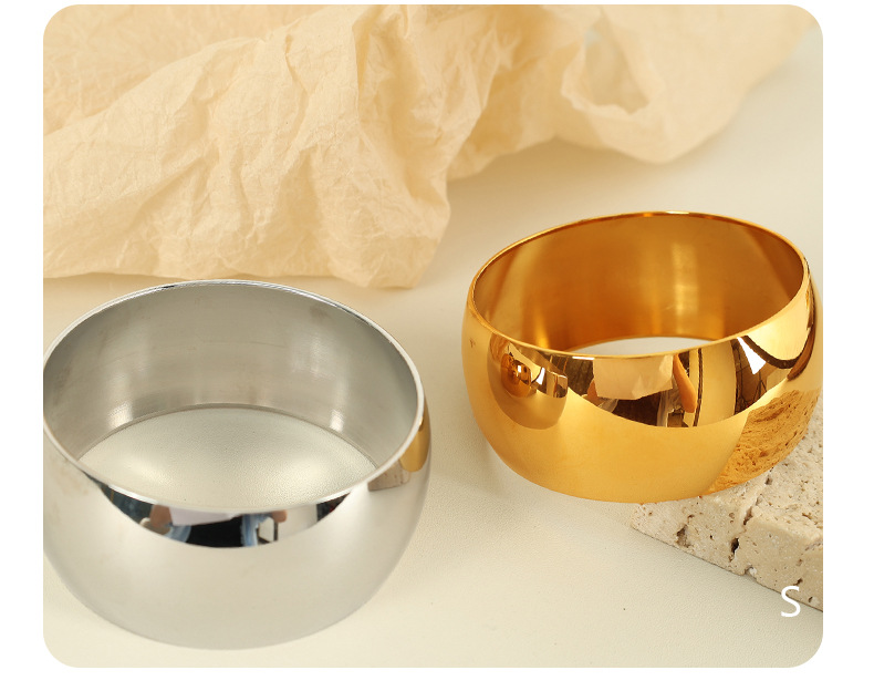 Bangle Classification PVD Coated Real Gold Plated Solid Color Titanium Steel Simple Style Waterproof Non Tarnish Titanium Steel Bangle