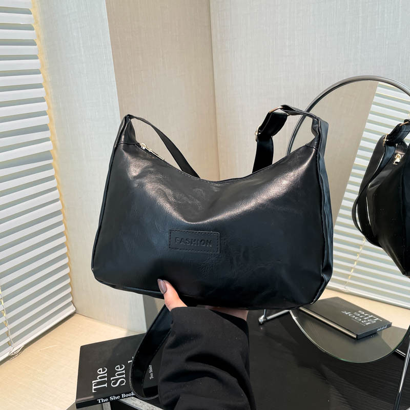 Women's Shoulder Bag Simple Elegant Textured European Style_voghion.com