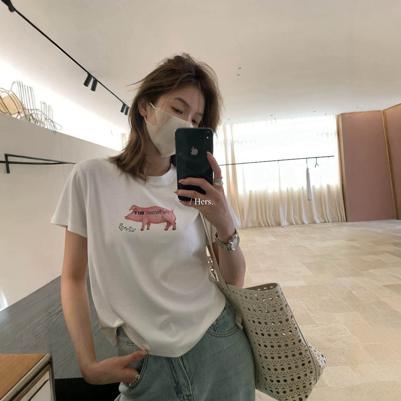 Hers a Spoonful of Sweet Summer Simple Style Fun Little Pink Pig Pattern Print Versatile Round Neck Short Sleeve T-Shirt for Women 80520 Hers a Spoonful of Sweet Summer Simple Style Fun Little Pink Pig Pattern Print Versatile Round Neck Short Sleeve T-Shirt for Women 80520
