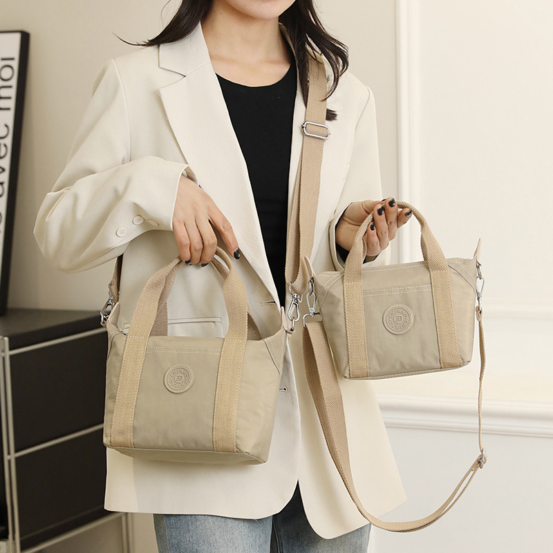 Handbag 2024 New Style Simple Casual Crossbody Bag Women's Retro All-match Shoulder Bag Small Style Portable Bucket Bag