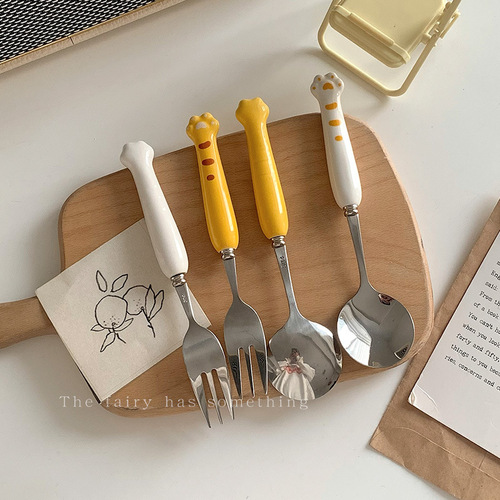 Cute and High-Quality Spoons - Whimsical Tiger Cartoon Children's Dessert Spoons - Small Spoons Wholesale - Jieyang Ceramic Spoons