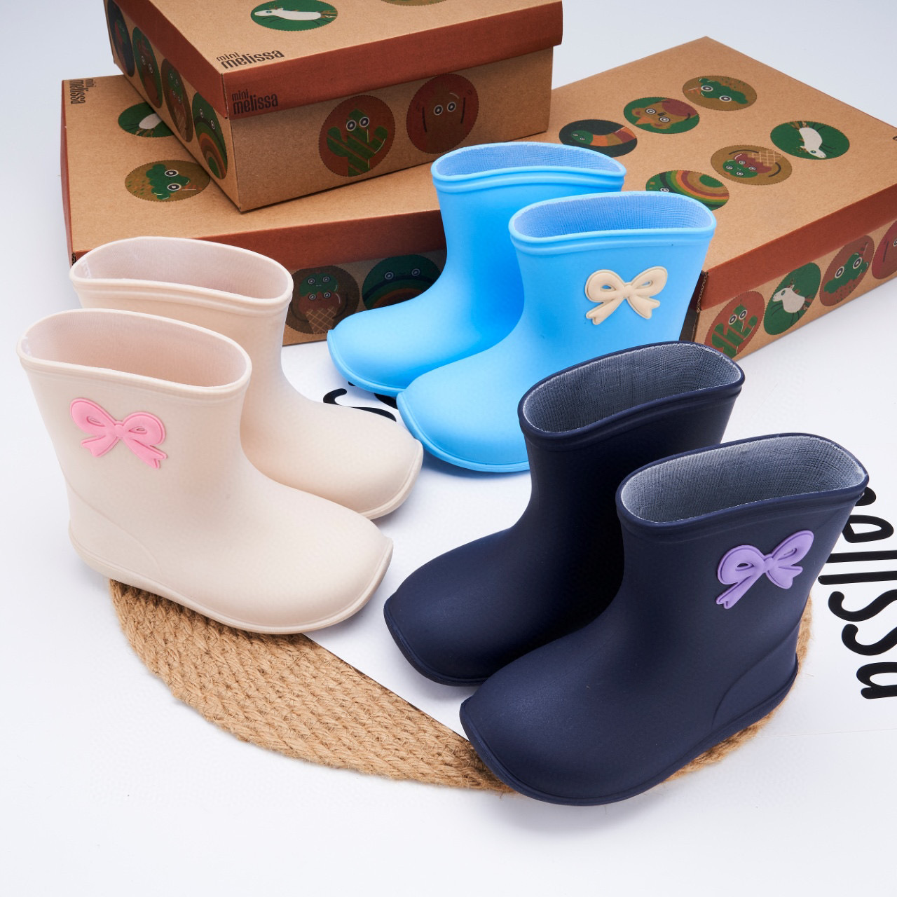 2025 New Meli*Sa Jelly Shoes Waterproof Rain Boots for Children Primary School Students Girls Bowknot