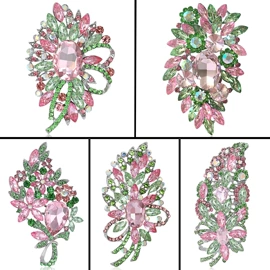 胸针;项链;手链