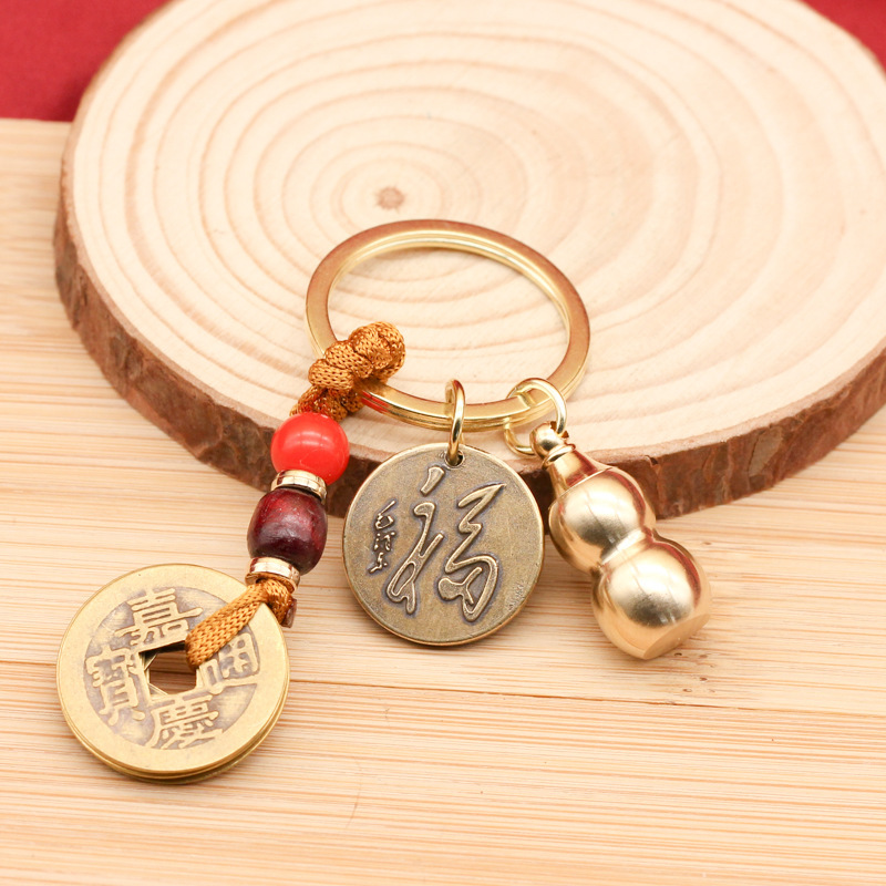 Handmade Vintage Brass Keychain of Great Leaders, Car and Motorcycle Pendant, Pure Copper Statue Ornament, Wholesale from Manufacturer