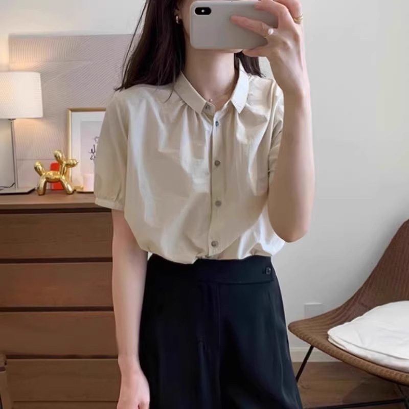Summer New Short-sleeved Shirt Ladies Elegant Commuter Wear Unique Small Lapel Pleated Sweet Top