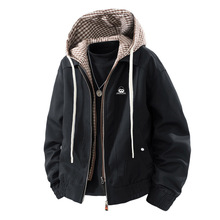 �¿�A���мكɼ�������Ů���＾�¿����eС��ͨ�ڹ��b�A�˳���