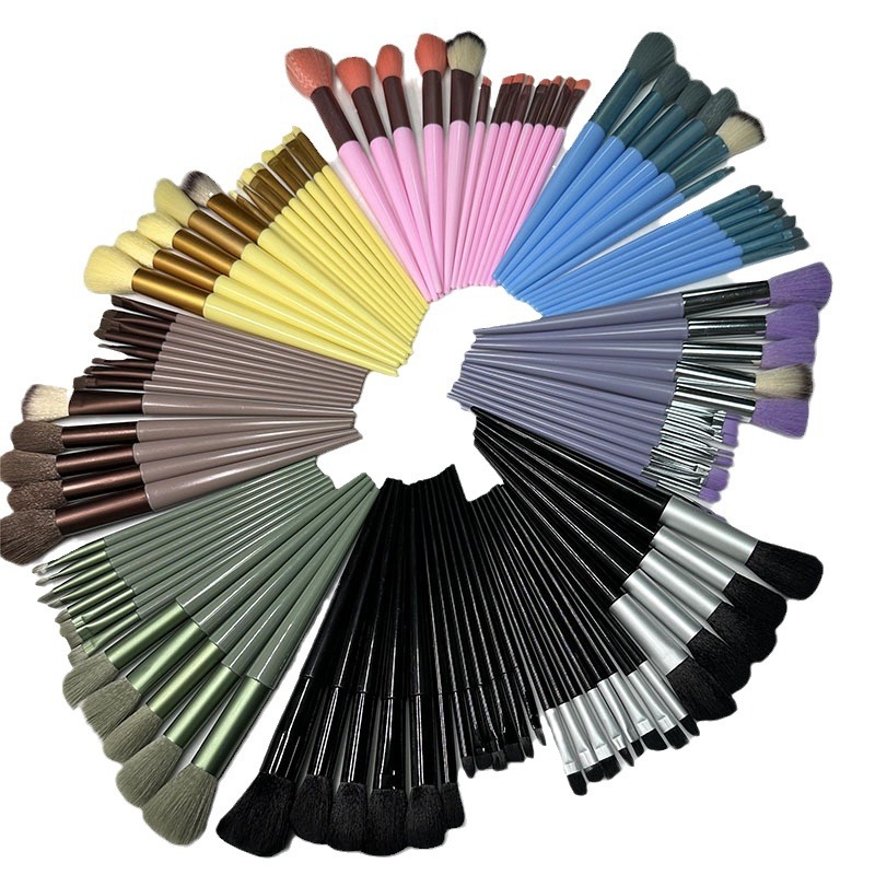 Cuatro Estaciones verde maquillaje cepillo traje principiante super suave belleza herramientas maquillaje cepillo fábrica en stock al por mayor