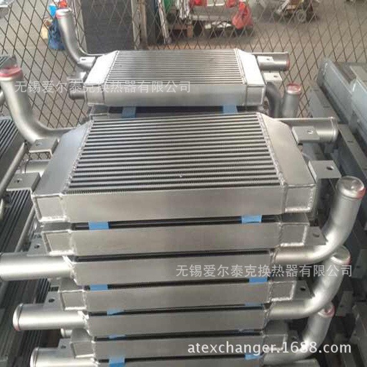 Supply formulation Xiaosong KOMATSU excavator PC220 hydraulic oil radiator water tank intercooler accessories