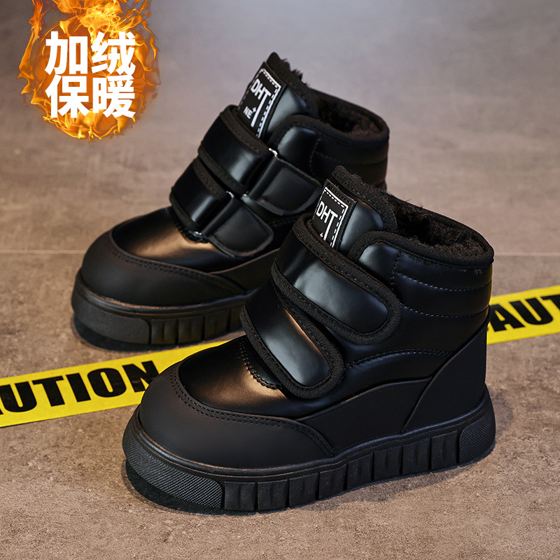 Niñas botas de nieve de terciopelo de invierno 2025 nuevas botas de algodón caliente gruesas botas cortas para niños de gran tamaño zapatos de algodón de moda